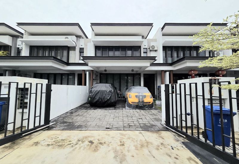 Garinia Elmina Gardens