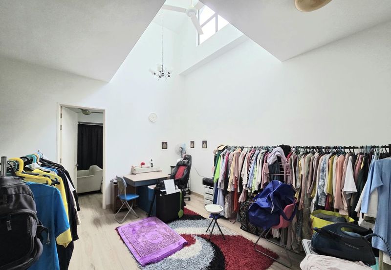 Garinia Elmina Gardens