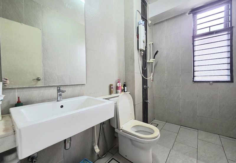 Garinia Elmina Gardens