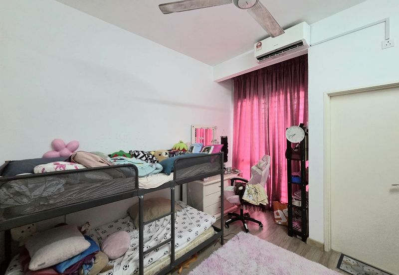 Garinia Elmina Gardens