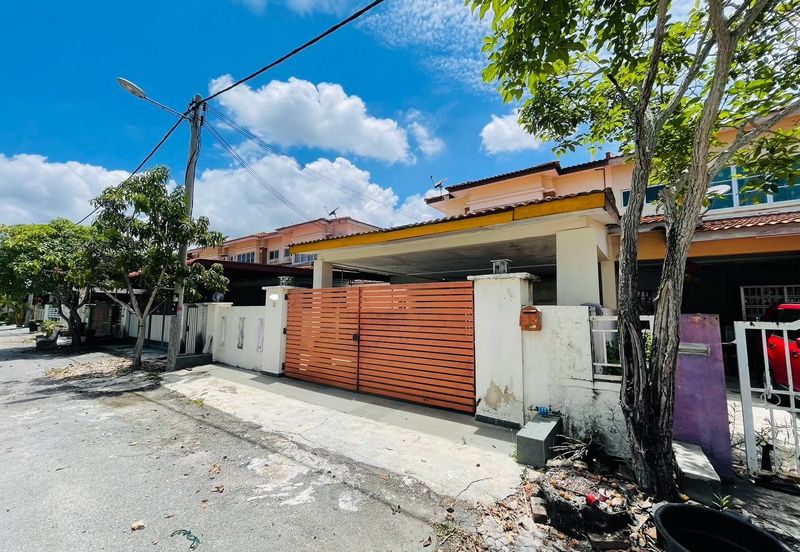 Taman Perdana, Sungai Besar