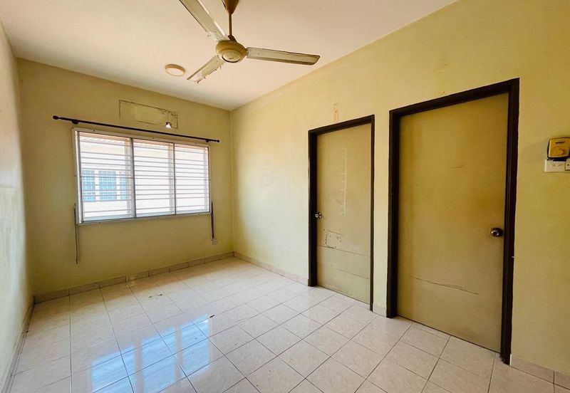 Taman Perdana, Sungai Besar