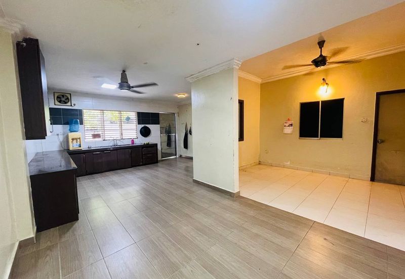 Taman Perdana, Sungai Besar