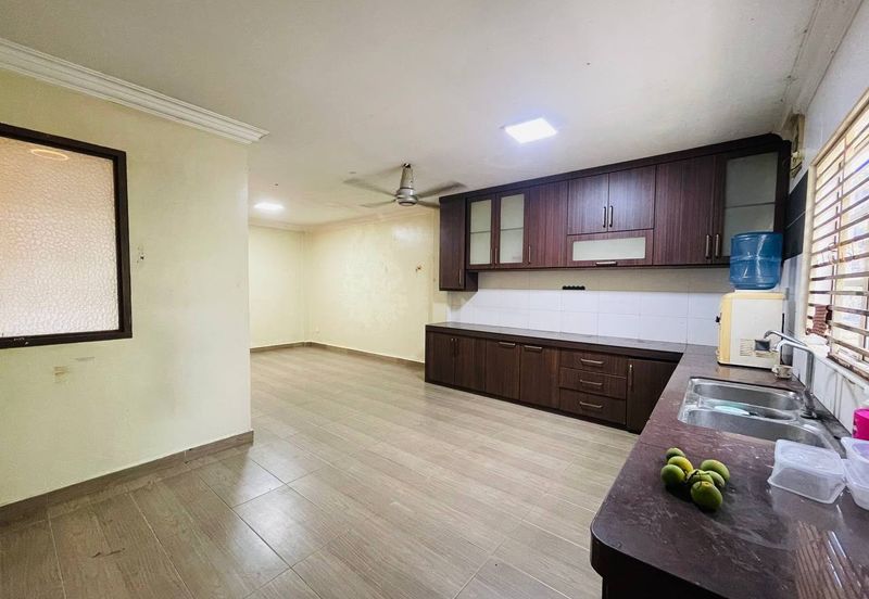 Taman Perdana, Sungai Besar