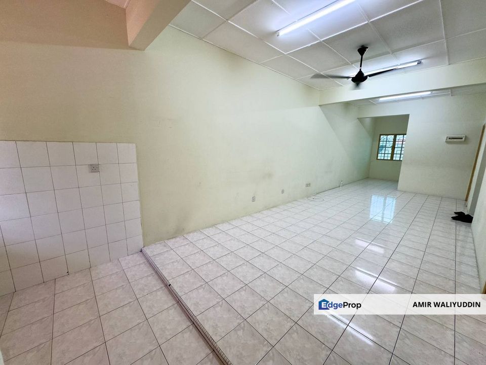 Townhouse Taman Sri Serdang, Selangor, Seri Kembangan