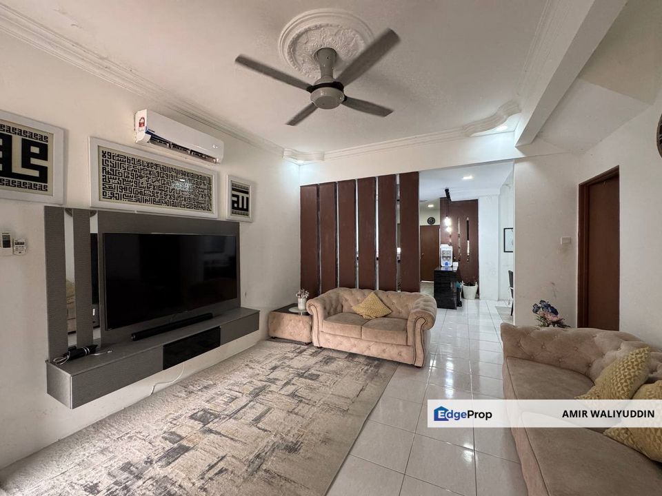 RENOVATED - Desiran Bayu, Puchong, Selangor, Puchong