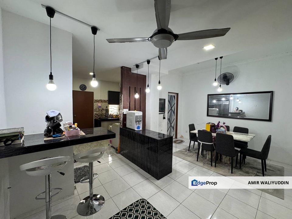 RENOVATED - Desiran Bayu, Puchong, Selangor, Puchong