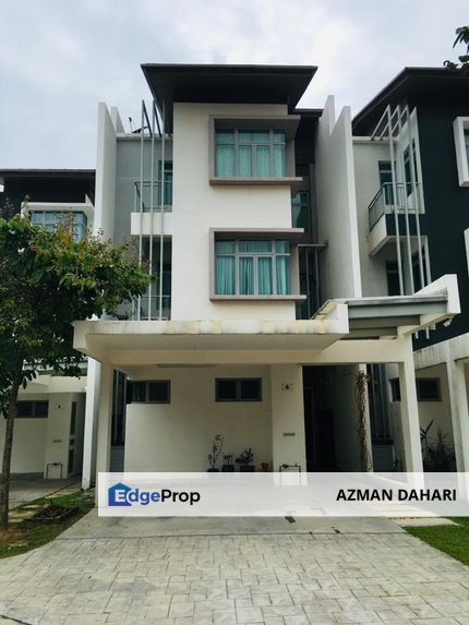 For Sale 3 Storey Terraced House Schubert, Symphony Hills in Cyberjaya, Selangor, Cyberjaya