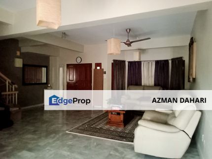 Must See - 2.5 Storey Renovated House Amidst Green Surroundings, Selangor, Ulu Kelang