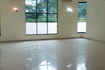 Ampang Hilir 3.5 Storey Bungalow Unit For Sale