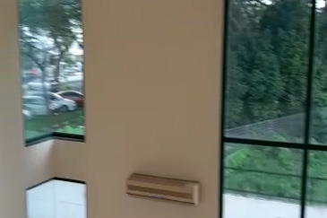 Ampang Hilir 3.5 Storey Bungalow Unit For Sale