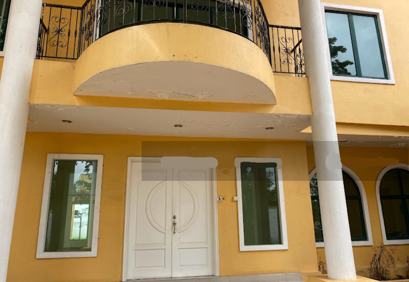 Ampang Hilir 3.5 Storey Bungalow Unit For Sale