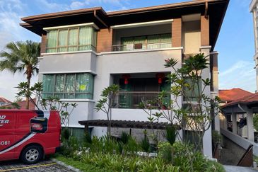 Ara Hill Condominium