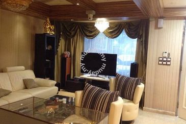 Bandar Tun Hussein Onn