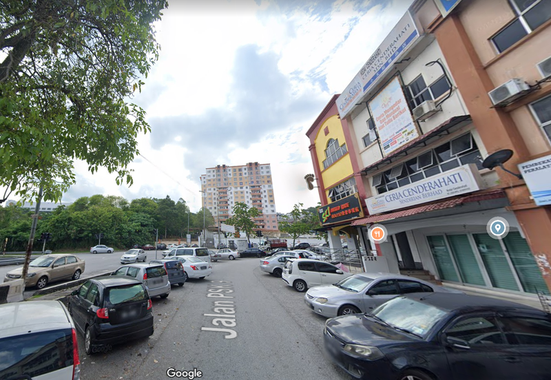 Pusat Perdagangan Seri Kembangan