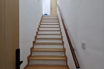 The Colony by Infinitum