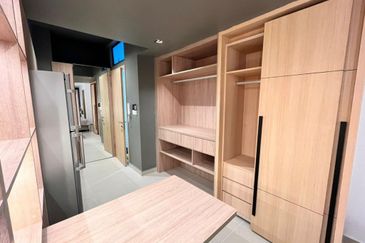 The Colony by Infinitum