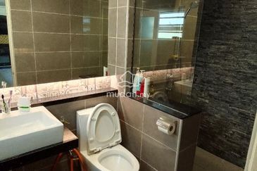 Bandar Tun Hussein Onn