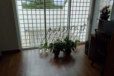 Bandar Tun Hussein Onn