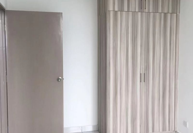 Neos @ PandanMas Townhouse