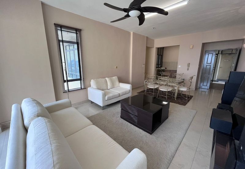 Rivercity Condominium