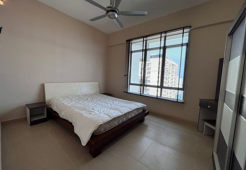 Rivercity Condominium