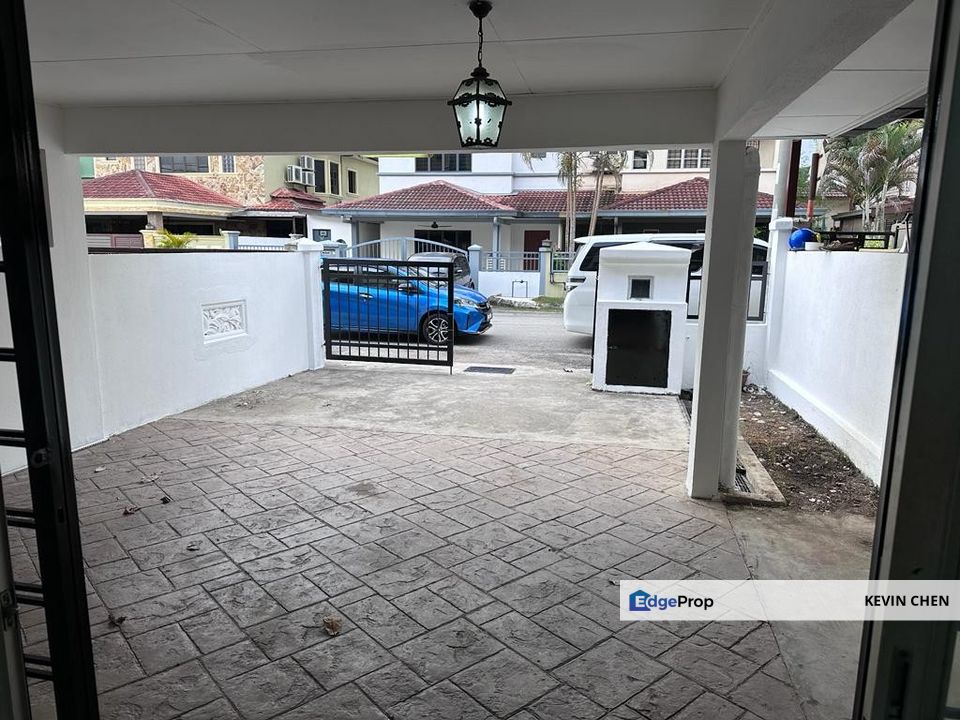 Kajang Taman Kurnia Indah 2.5-Storey House For Sale, Selangor, Kajang