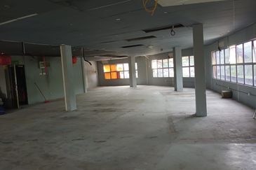 Pusat Perdagangan Seri Kembangan