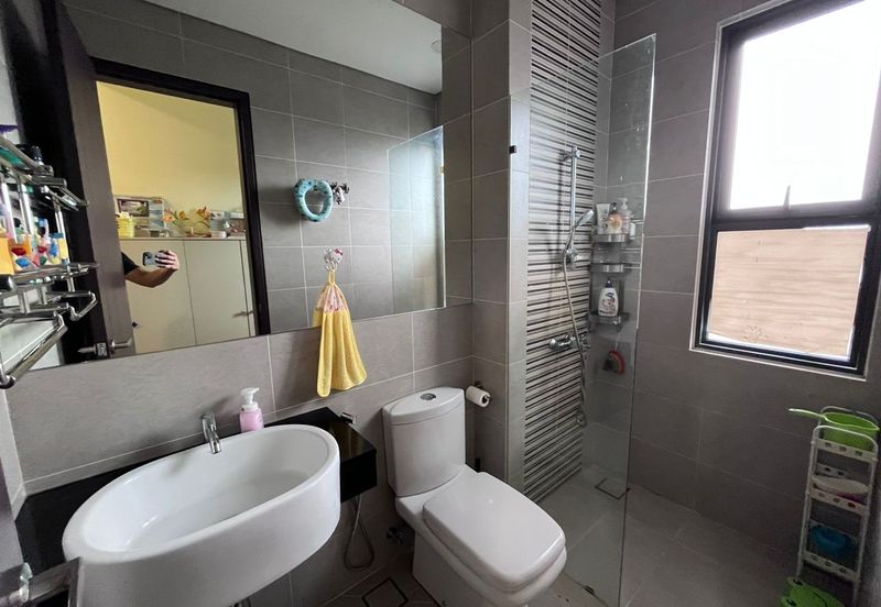 Tiara Hills, Taman Taynton View