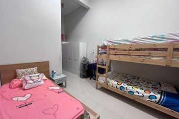 Tiara Hills, Taman Taynton View