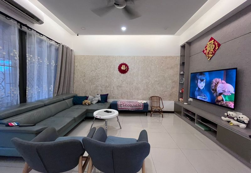 Tiara Hills, Taman Taynton View