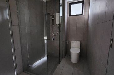 Emerald 9 Condominium