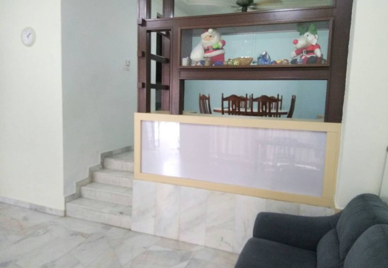 SL7, Bandar Sungai Long