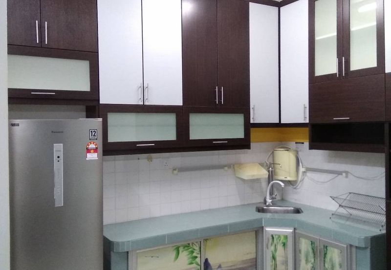 SL7, Bandar Sungai Long