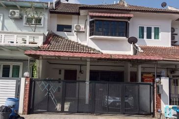 SL7, Bandar Sungai Long