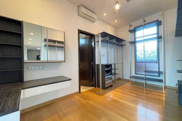 The Residence, Mont Kiara