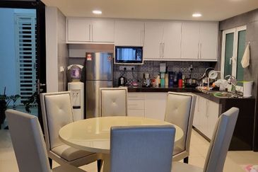 Boulevard Serviced Apartment