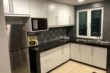 Boulevard Serviced Apartment