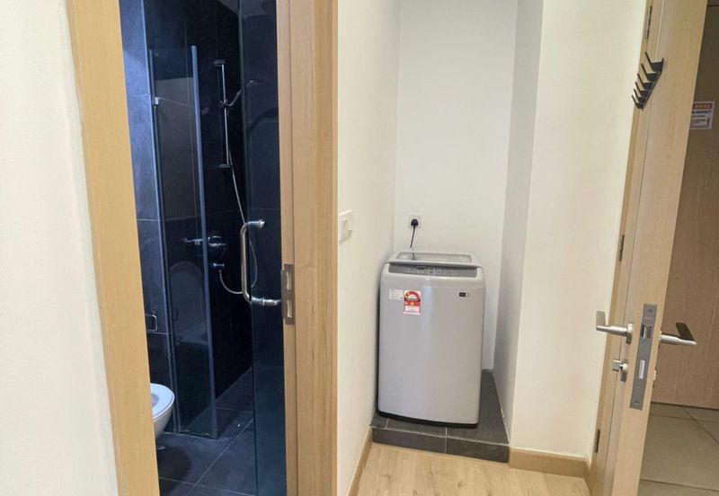 The Colony by Infinitum