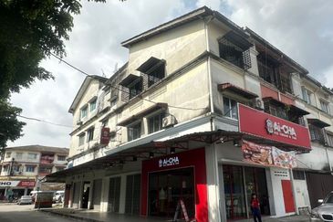 Kawasan Perniagaan Desa Ria Balakong