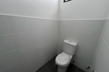 Twin Palms Sungai Long