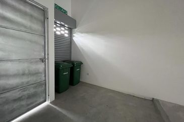 Twin Palms Sungai Long