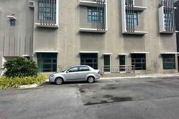 Lake Vista Residence