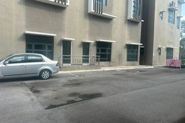 Lake Vista Residence