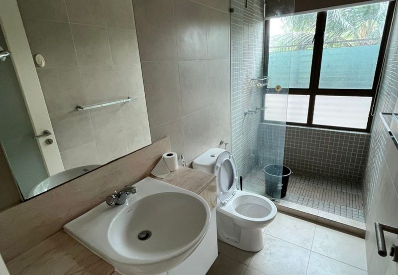 Ara Hill Condominium