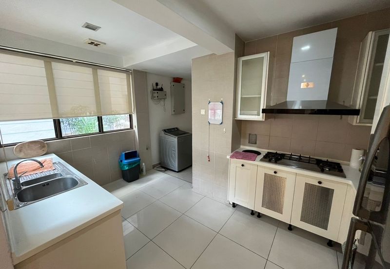 Ara Hill Condominium