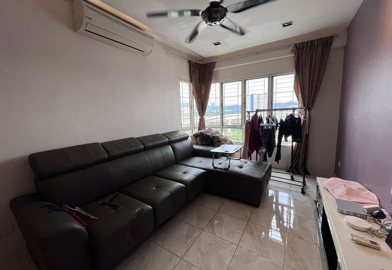 1 Petaling Residences and Commerz