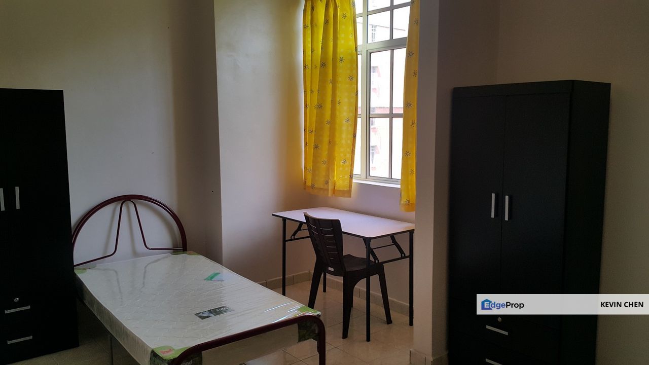 Greenview Residence Bandar Sungai Long 4 Rooms Unit For Rent for Rental