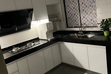 Bandar Sungai Long Double Storey House Unit For Rent