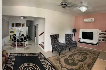 Bandar Sungai Long Double Storey House Unit For Rent